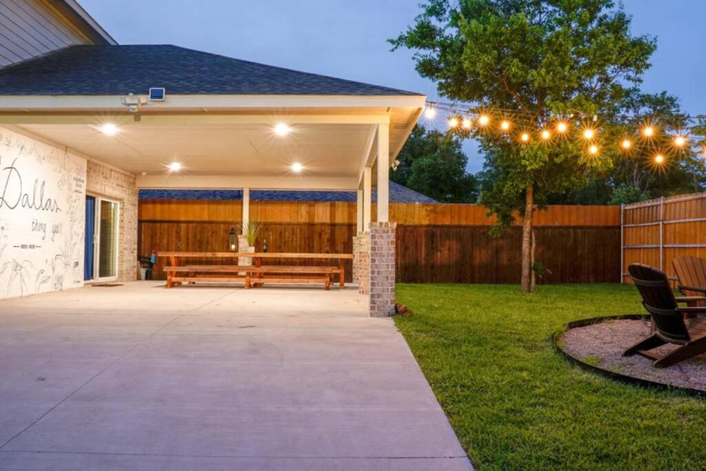 Dallas 4Br Large Yard W Hot Tub , Fire Pit And Basketball Hoop Exterior photo